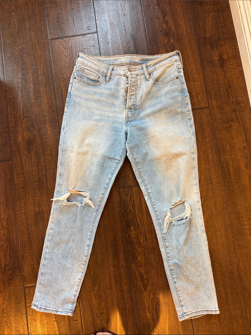 Old Navy Light Blue Boyfriend Jeans with Knee Rips